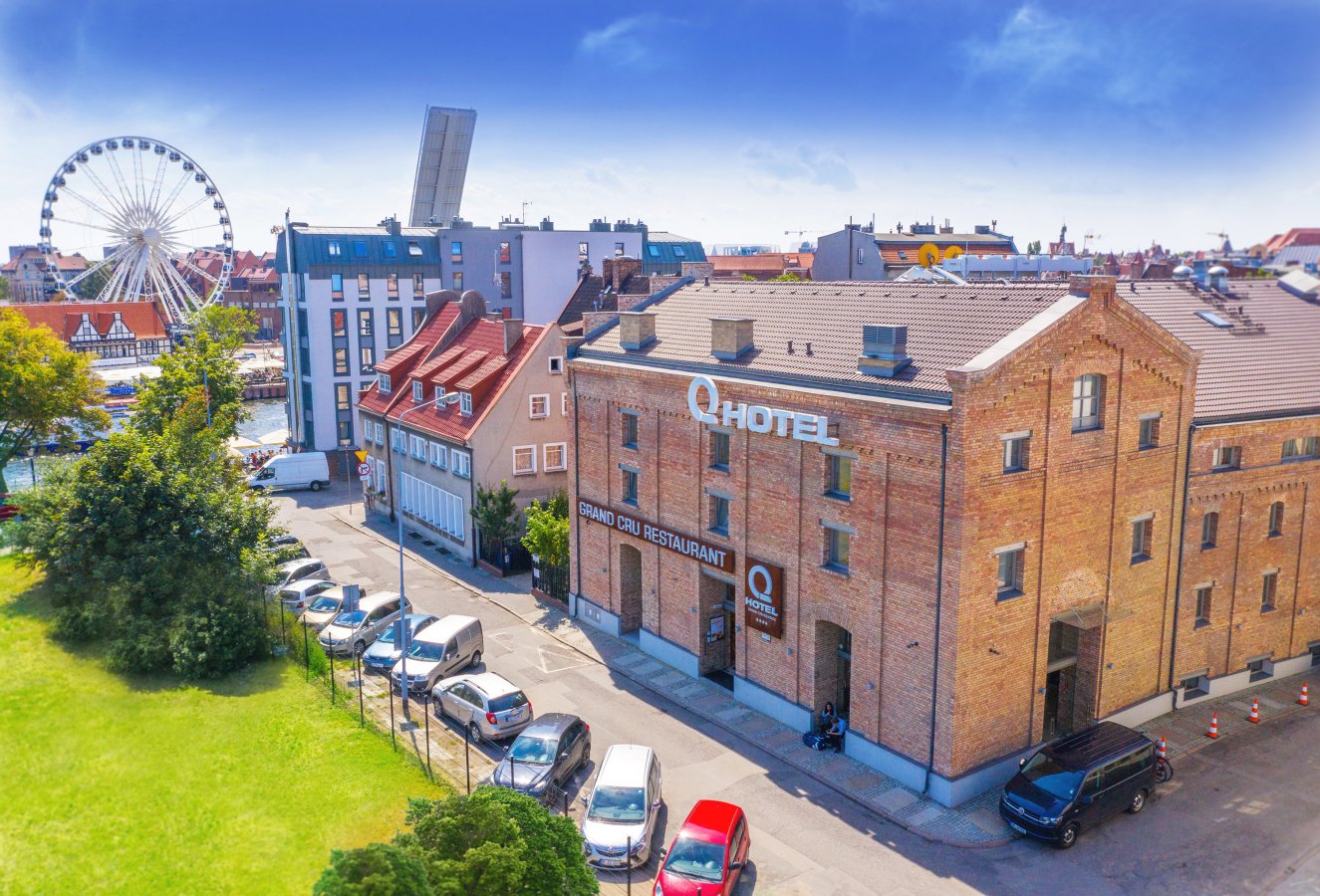qhotel